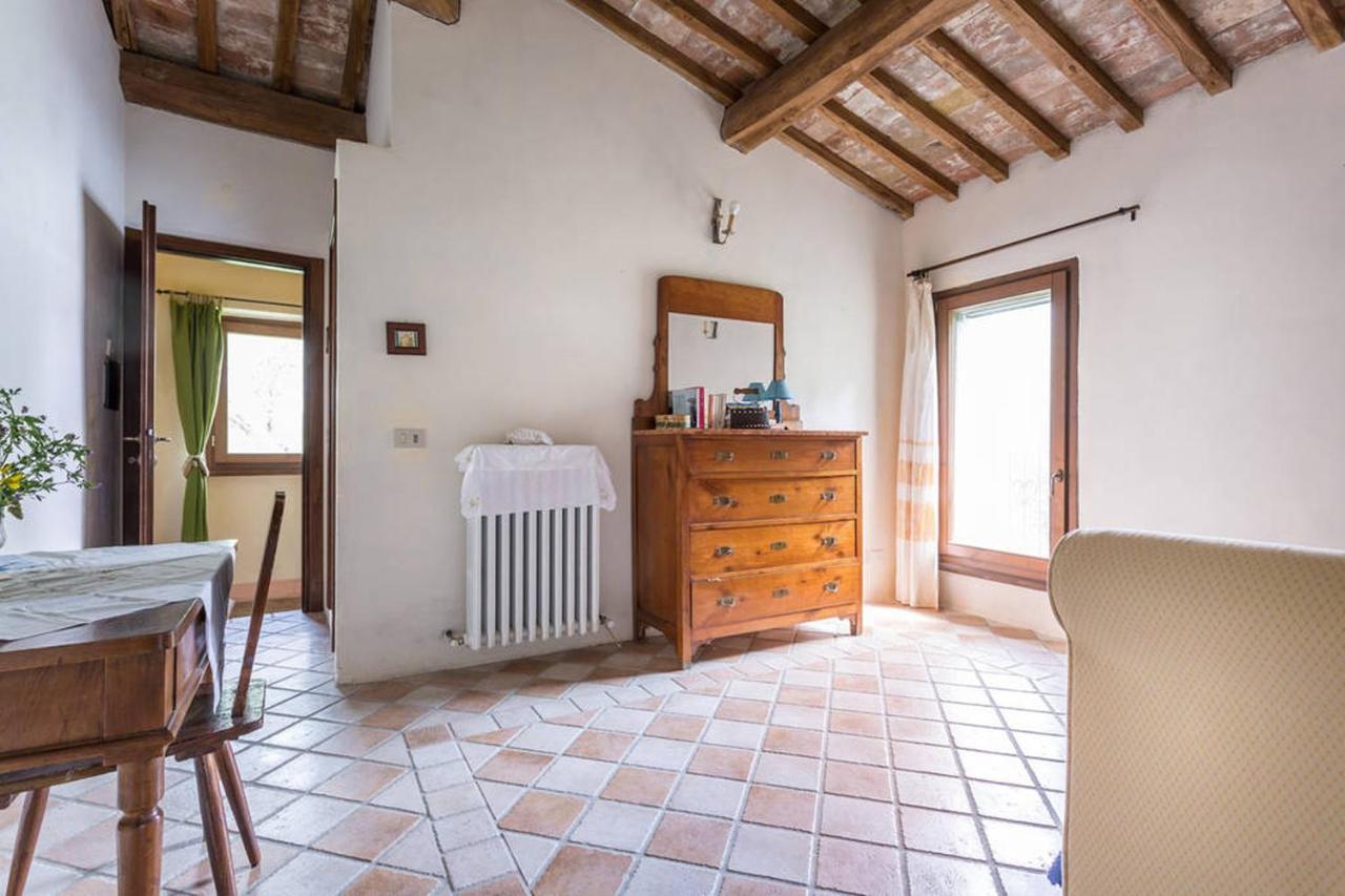 Agriturismo Il Poggio Degli Scoiattoli Perugia Exterior foto